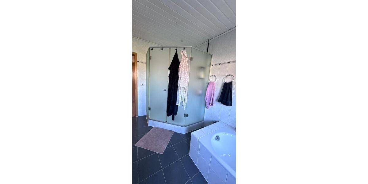 Etagenwohnung Bissendorf - 4 Zimmer, 135 m&sup2;, 900&euro; | Angebot:25392856