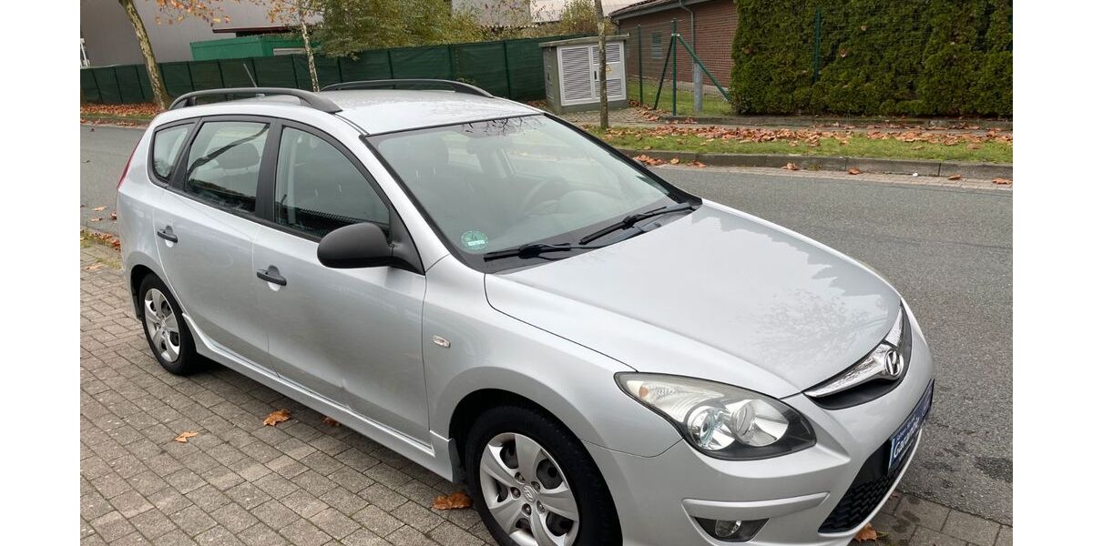 Hyundai i30 147.000 km 4.250 &euro; Georgsmarienhütte 49124