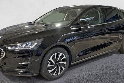 Ford Focus 1.617 km 32.990 &euro; Osnabrück 49082