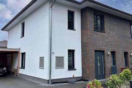 Haus zum Kaufen in Bramsche 399.000 € 138 m² 5 zimmer