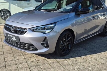 Opel Corsa 22.800 km 17.450 € Halle 33790