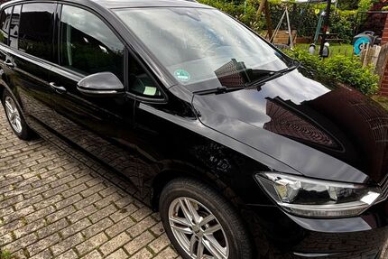 VW Touran 159.254 km 14.900 &euro; Wallenhorst 49134