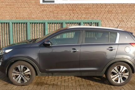 Kia Sportage 241.300 km 8.990 &euro; Osnabrück 49084
