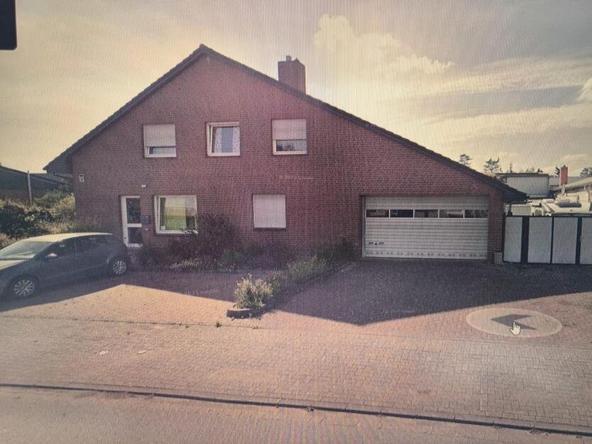 Großzügiges Wohnhaus Bürohaus Privat oder Gewerblich zimmer