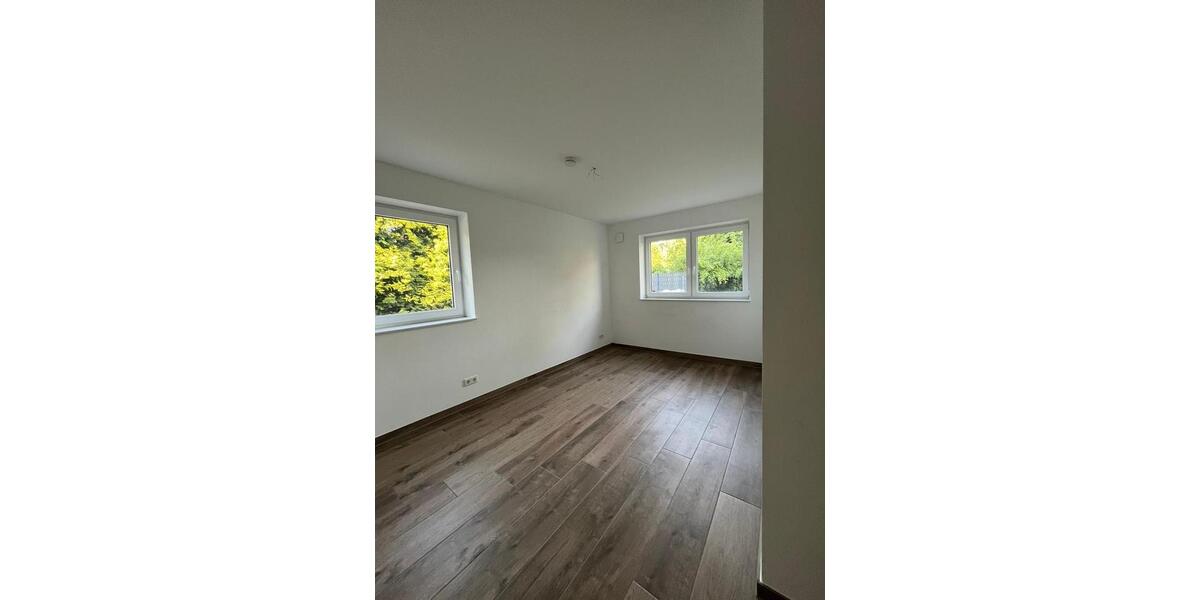Erdgeschoßwohnung Ibbenbüren - 3 Zimmer, 90 m&sup2;, 1.099&euro; | Angebot:26462492