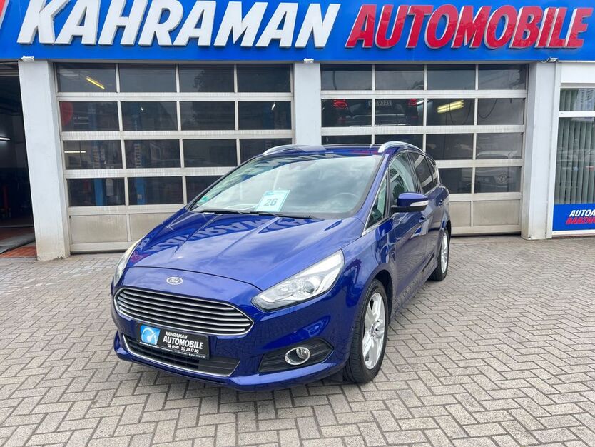 Ford S-Max 122.000 km 12.499 € Osnabrück 49090