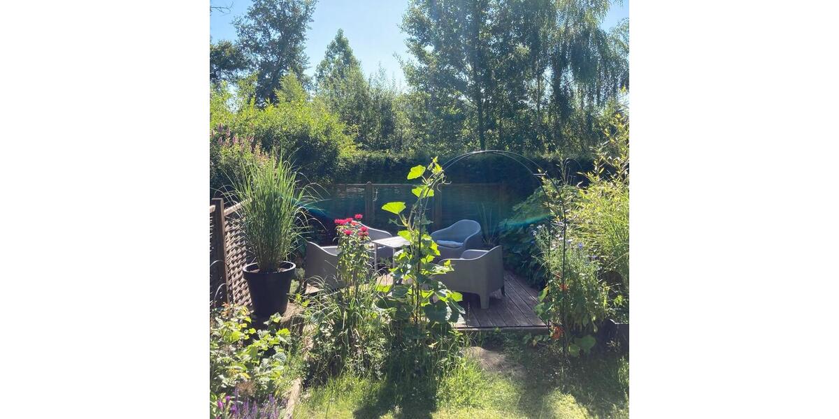 Doppelhaushälfte in ruhiger Lage mit Garage, PV, Wallboxanschluss 4 zimmer