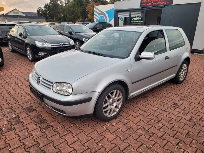 VW Golf 95.760 km 2.500 € Halle (Westfalen) 33790