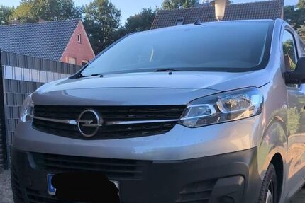 Opel Vivaro 133.000 km 16.900 &euro; Bramsche 49565