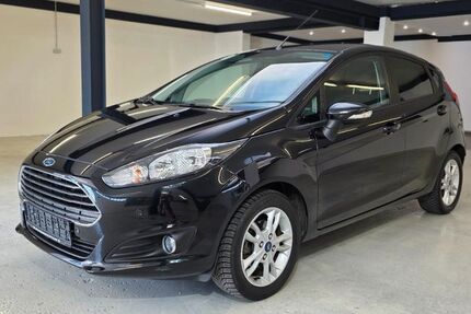 Ford Fiesta 162.492 km 4.899 € Versmold 33775
