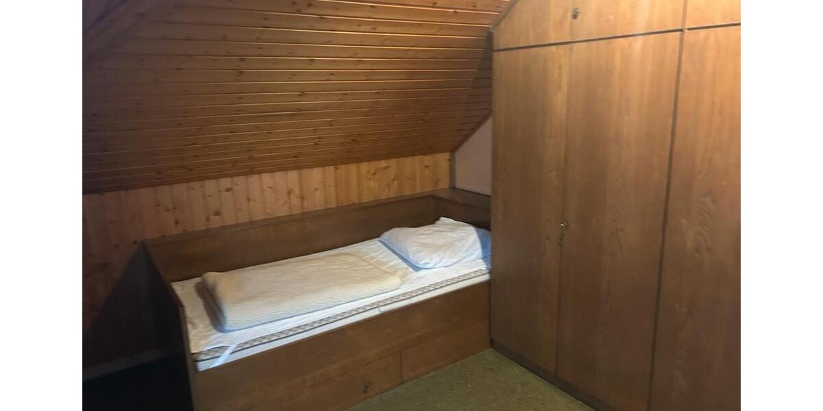 Dachgeschoßwohnung Osnabrück Hellern - 2 Zimmer, 70 m&sup2;, 620&euro; | Angebot:27553583