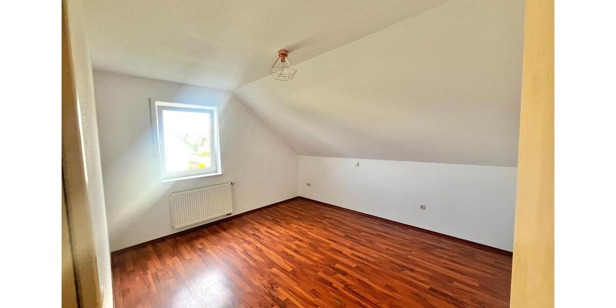 Dachgeschoßwohnung Bohmte - 3 Zimmer, 81 m&sup2;, 187.000&euro; | Angebot:25844654
