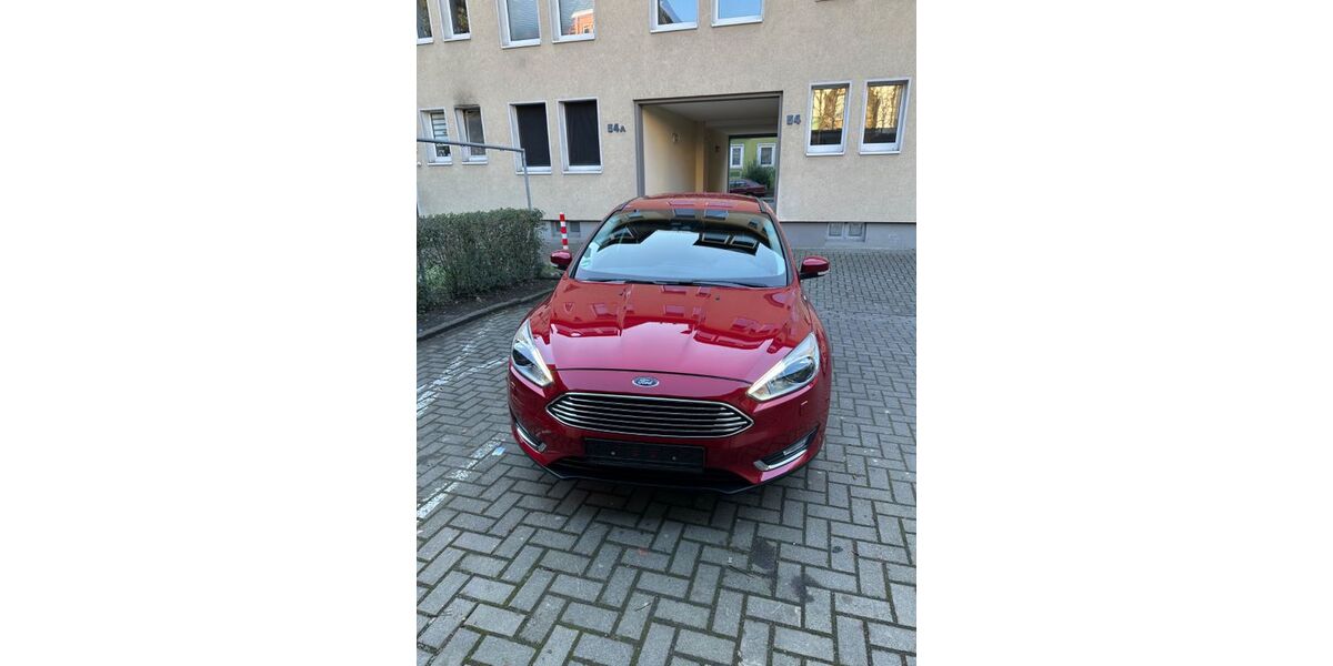 Ford Focus 57.000 km 10.900 &euro; Belm 49191