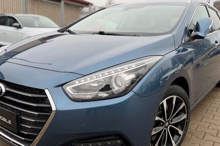 Hyundai i40 174.000 km 8.699 &euro; Ibbenbüren 49477