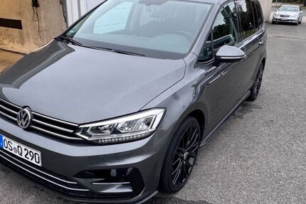 VW Touran 159.958 km 17.700 &euro; Georgsmarienhütte 49124