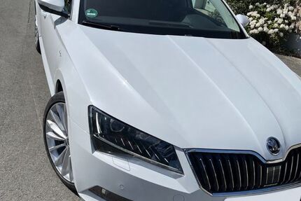 Skoda Superb 120.950 km 20.400 &euro; Rödinghausen 32289