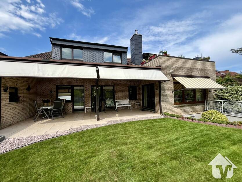 Weniger als 3 Kilometer von der Innenstadt entfernt - Zweifamilienhaus in bester Lage von Osnabrück 7 zimmer