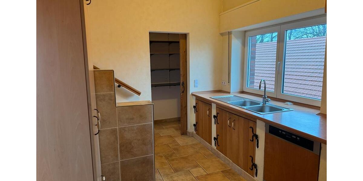 Etagenwohnung Bramsche - 3 Zimmer, 120 m&sup2;, 1.000&euro; | Angebot:25512129