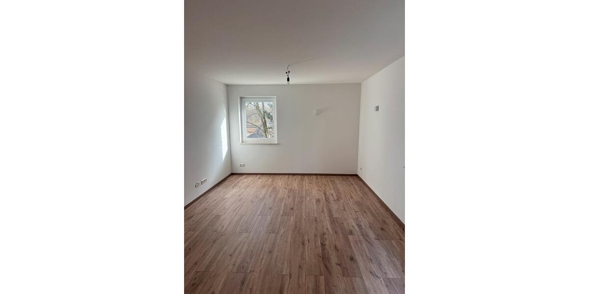 Erdgeschoßwohnung Melle - 4 Zimmer, 95 m&sup2;, 930&euro; | Angebot:25566129