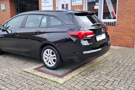 Opel Astra 45.000 km 14.400 &euro; Voltlage bei Osnabrück 49599