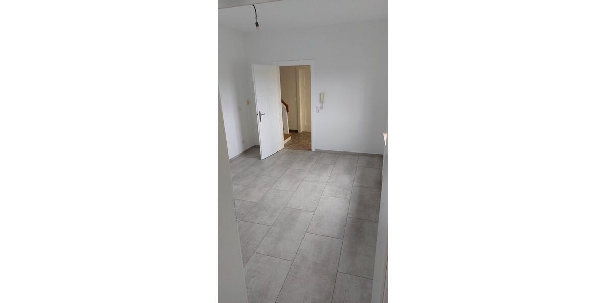 Einfamilienhaus Osnabrück Eversburg - 8 Zimmer, 240 m&sup2;, 1.730&euro; | Angebot:26477865