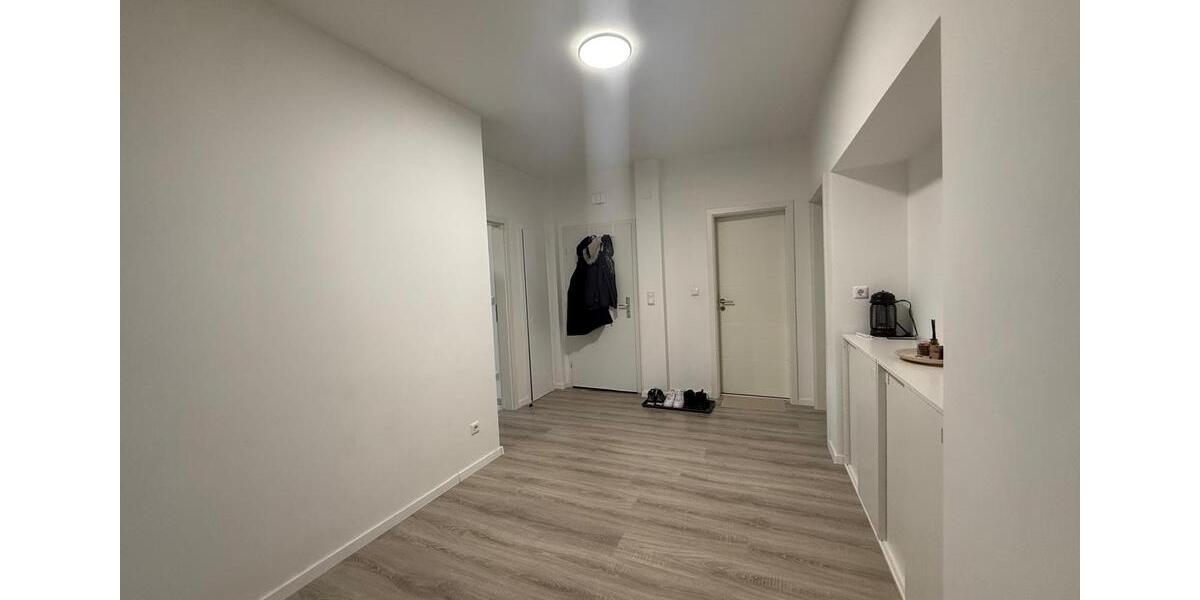 Etagenwohnung Osnabrück Hellern - 4 Zimmer, 105 m&sup2;, 1.250&euro; | Angebot:24801336
