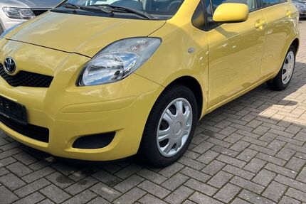 Toyota Yaris 126.000 km 4.650 &euro; Osnabrück 49086
