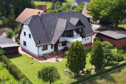 Ländliches Paradies: Einfamilienhaus mit großem Grundstück und vielseitigen Nutzungsmöglichkeiten!