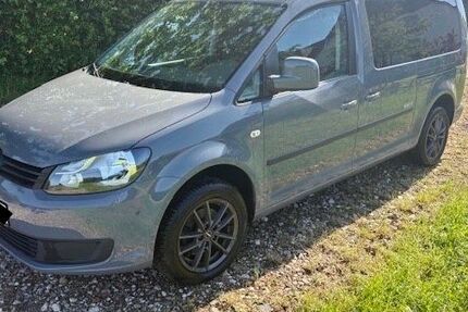 VW Caddy Maxi 141.000 km 9.250 &euro; MELLE 49326
