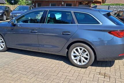 Seat Leon 116.000 km 17.800 € Voltlage bei Osnabrück 49599