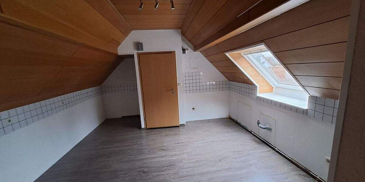 Mehrfamilienhaus, Wohnhaus Rödinghausen Bruchmühlen - 7 Zimmer, 180 m&sup2;, 299.000&euro; | Angebot:24566084