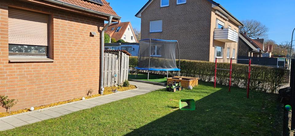 Einfamilienhaus Lotte - 8 Zimmer, 206 m&sup2;, 450.000&euro; | Angebot:26111176