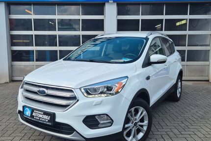 Ford Kuga 124.000 km 9.399 &euro; Osnabrück 49090