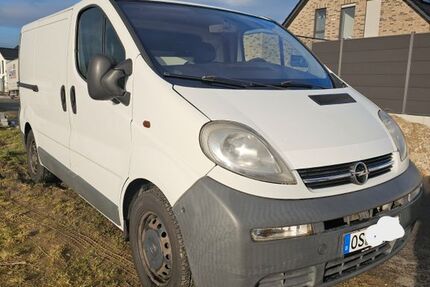 Opel Vivaro 331.607 km 4.200 &euro; Hilter am Teutoburger Wald 49176