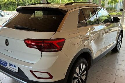 VW T-Roc 8.568 km 25.900 &euro; Bad Iburg 49186