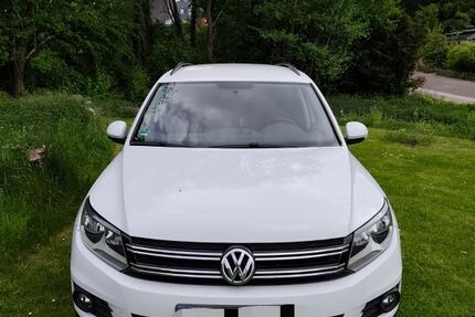 VW Tiguan 157.000 km 10.300 &euro; Tecklenburg 49545