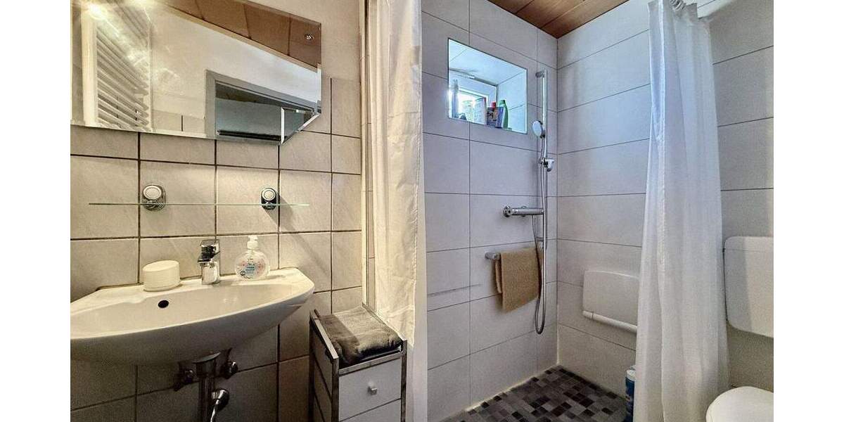 Einfamilienhaus Lotte Halen - 2 Zimmer, 76 m&sup2;, 275.000&euro; | Angebot:25772399