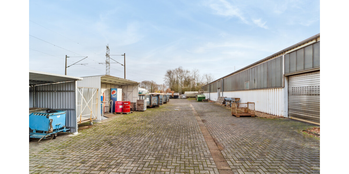 Funktionaler Gewerbekomplex in zentraler Lage - ideale Investitionsoption. zimmer