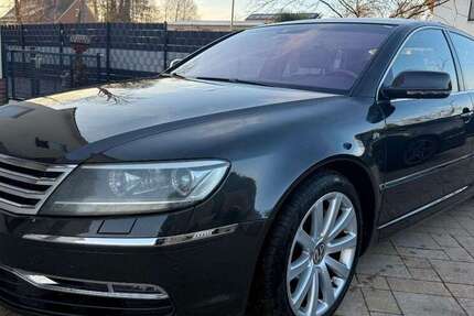 VW Phaeton 153.211 km 11.900 &euro; Versmold 33775