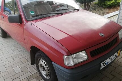 Opel Corsa 137.700 km 650 &euro; Ostercappeln 49179