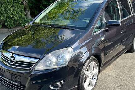 Opel Zafira 142.500 km 5.780 &euro; Versmold 33775