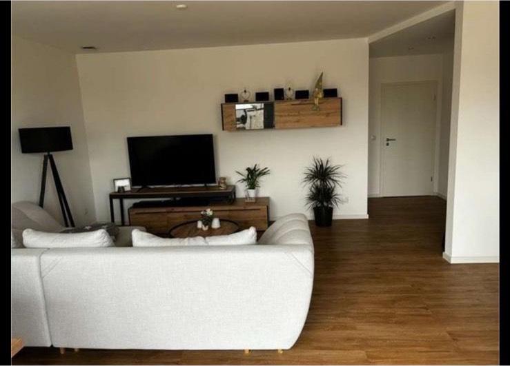 Etagenwohnung Osnabrück Eversburg - 3 Zimmer, 85 m&sup2;, 1.200&euro; | Angebot:26581867
