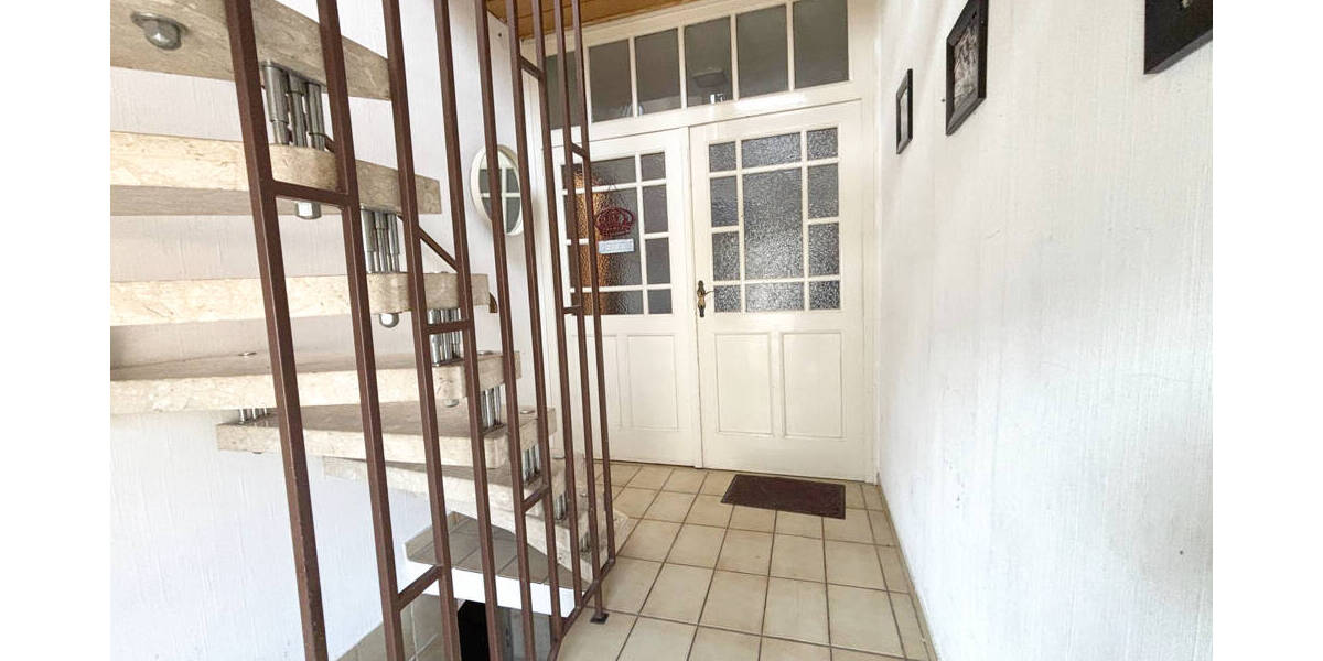 Doppelhaushälfte Osnabrück Eversburg - 9 Zimmer, 145 m&sup2;, 335.000&euro; | Angebot:26015279