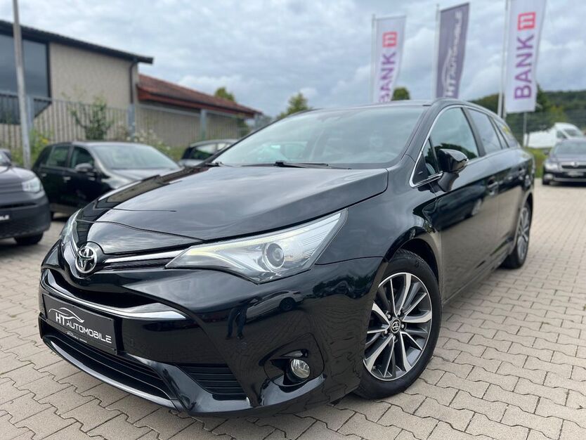 Toyota Avensis 148.000 km 12.499 € Ibbenbüren 49477