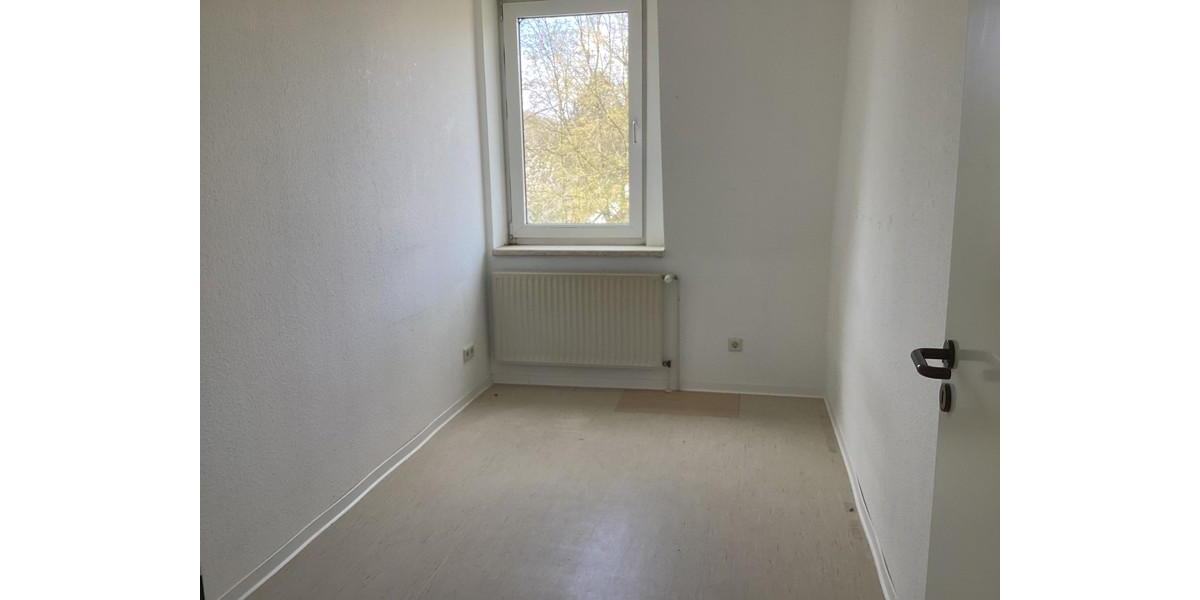 Dachgeschoßwohnung Osnabrück Wüste - 4 Zimmer, 74 m&sup2;, 908&euro; | Angebot:25984476