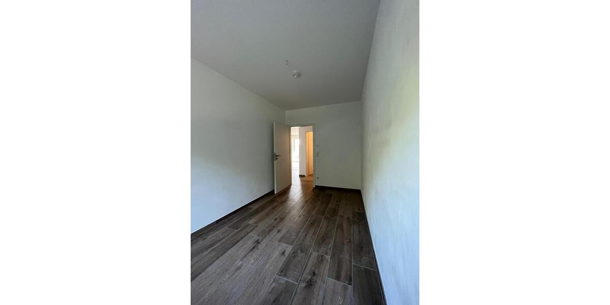 Erdgeschoßwohnung Ibbenbüren - 3 Zimmer, 90 m&sup2;, 1.099&euro; | Angebot:26462492