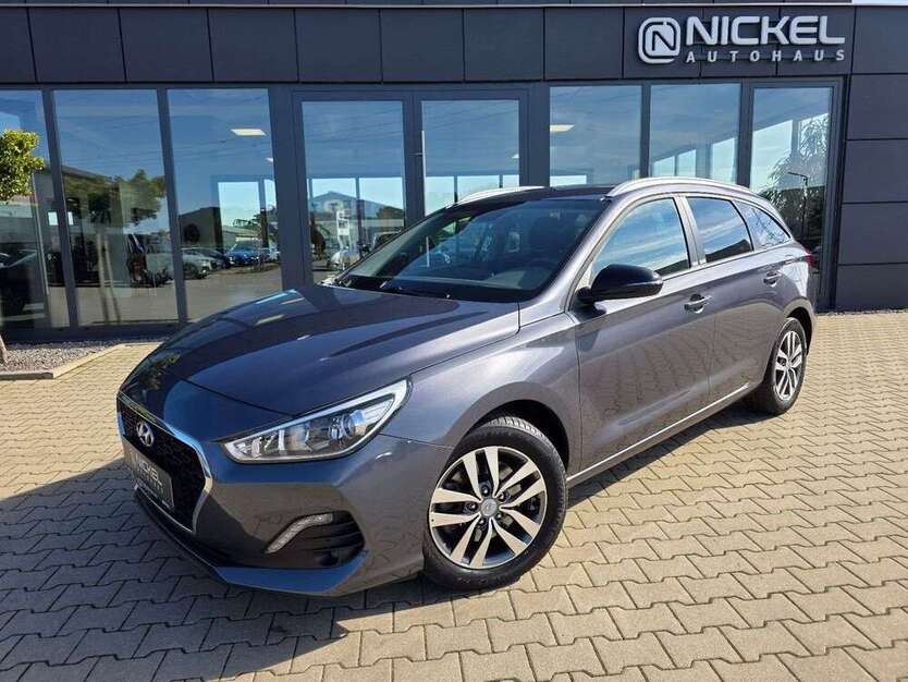 Hyundai i30 29.997 km 15.999 € Damme 49401