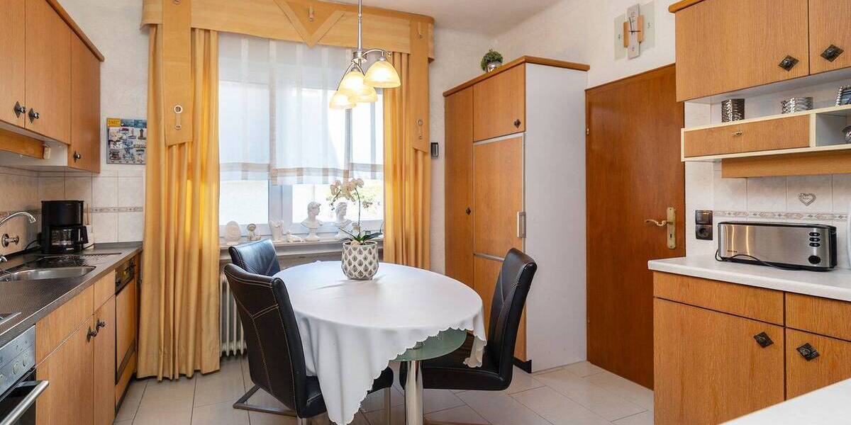 Mehrfamilienhaus, Wohnhaus Osnabrück Gretesch - 7 Zimmer, 190 m&sup2;, 399.000&euro; | Angebot:26630308