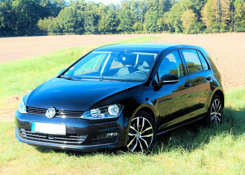 VW Golf 110.216 km 11.900 € Bohmte 49163