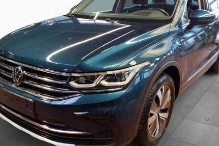 VW Tiguan 49.204 km 28.930 &euro; Osnabrück 49078